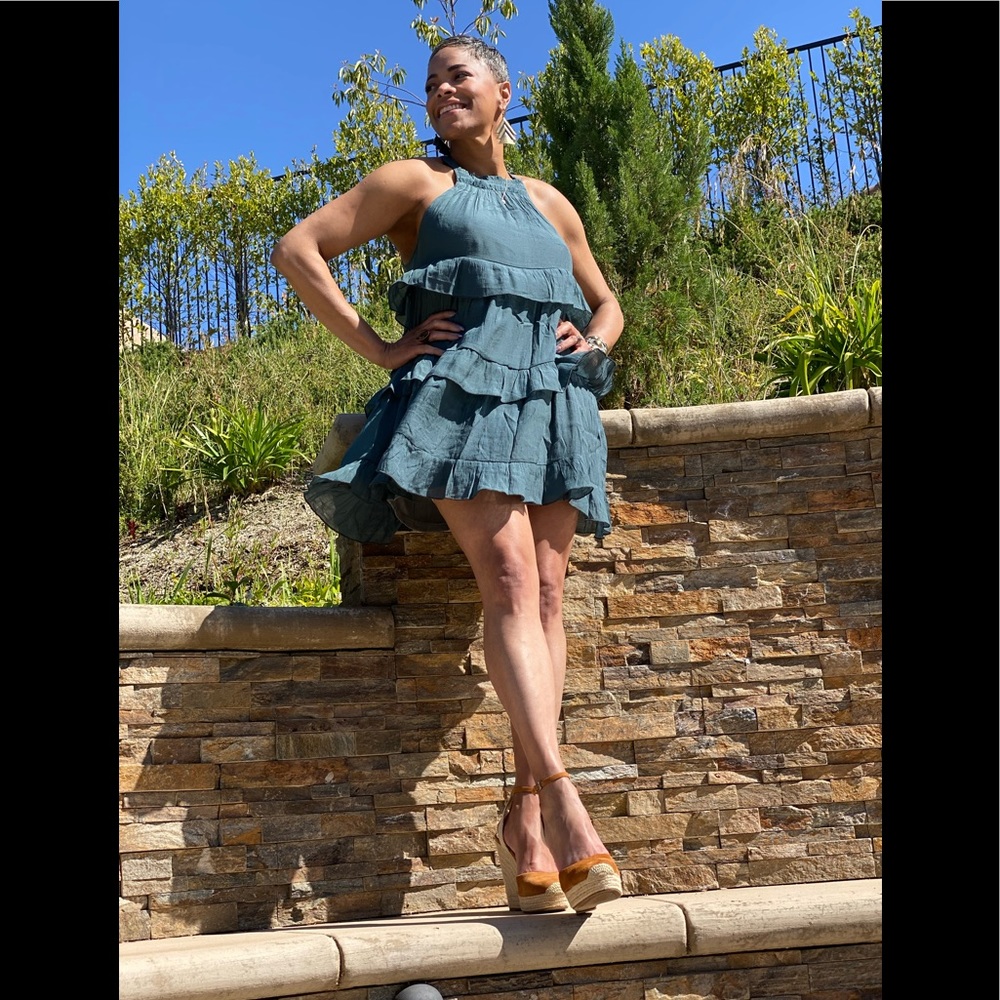 EMERALD THE DRESS www.nikishaw.com